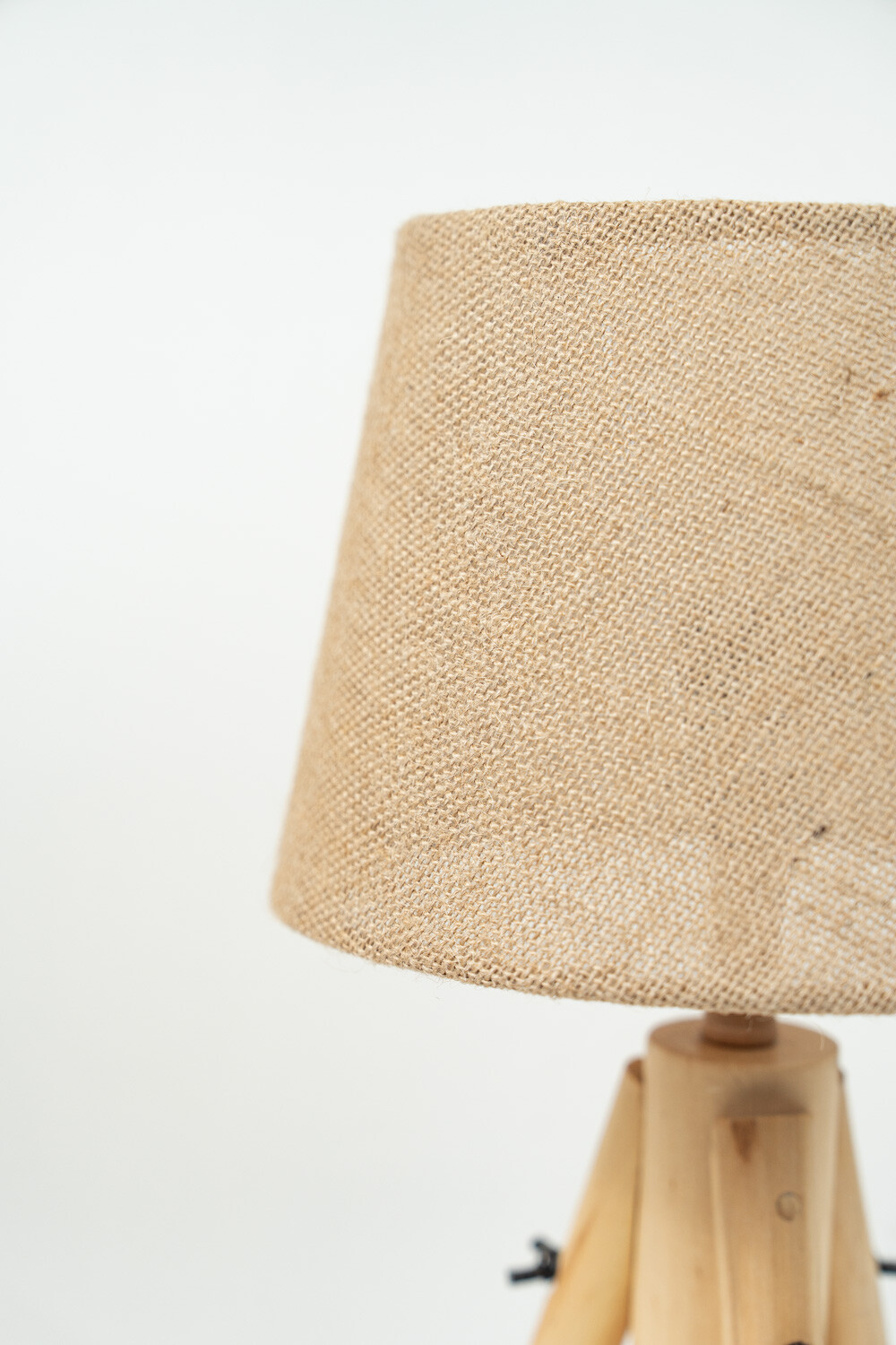 Lampara De Mesa Henderson Beige