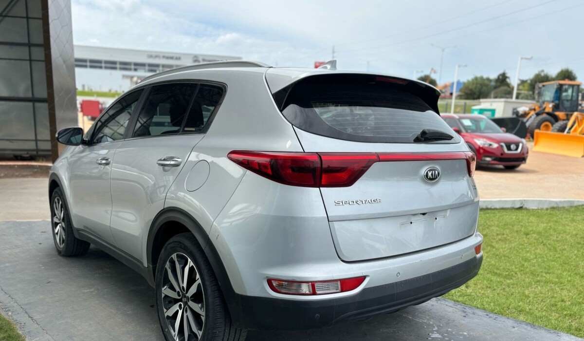 Kia Sportage EX 2,0 AT - 2018 Kia Sportage EX 2,0 AT - 2018
