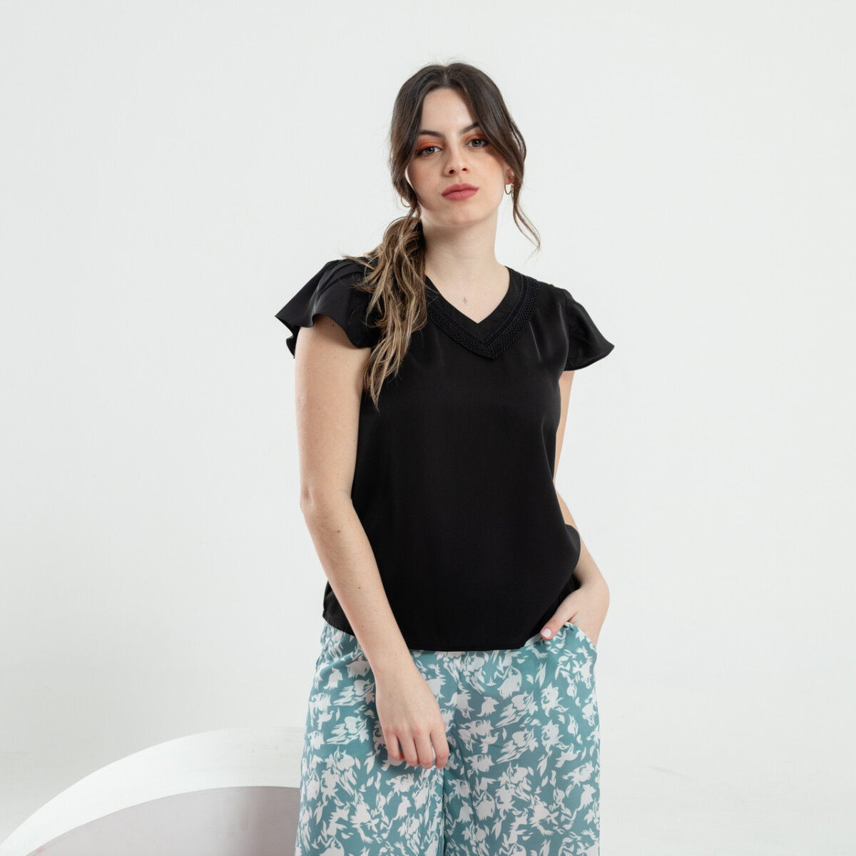 BLUSA NORA - NEGRO 