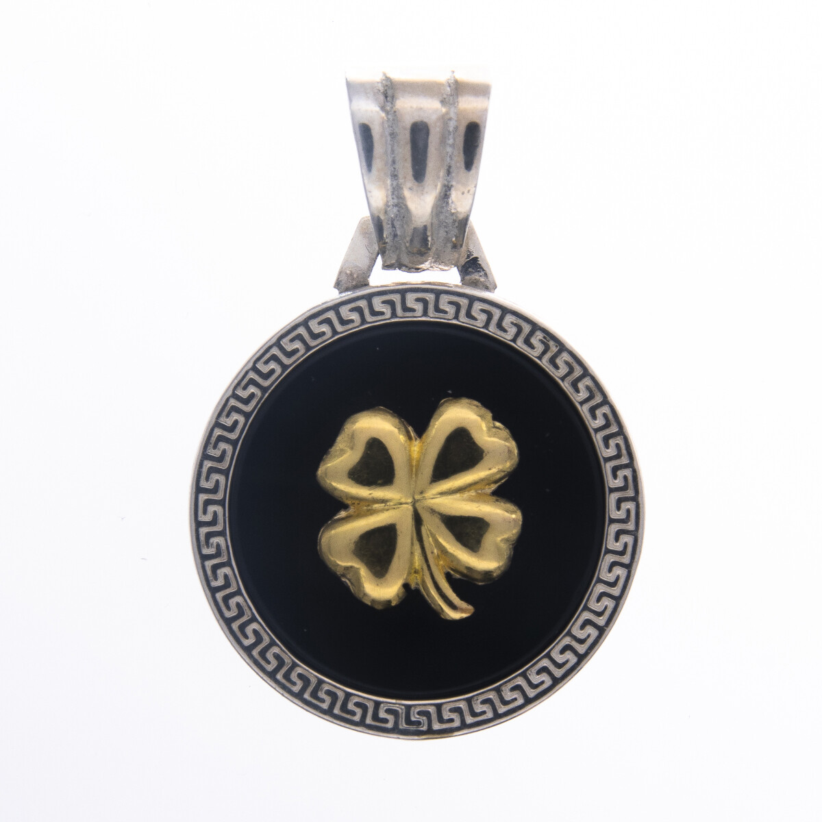 Colgante de plata 925 y double en oro 18 ktes con ónix, TREBOL. 