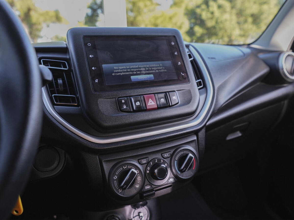 Suzuki Celerio 1.0 GL 2024 | Permuta / Financia Suzuki Celerio 1.0 GL 2024 | Permuta / Financia