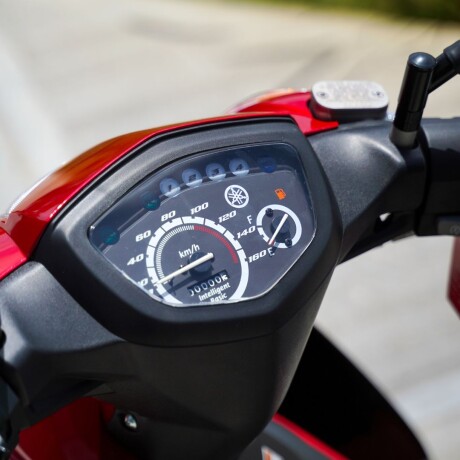 Yamaha Crypton Rojo