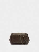 Bolso De Hombro Con Solapa Y Tachuelas marron
