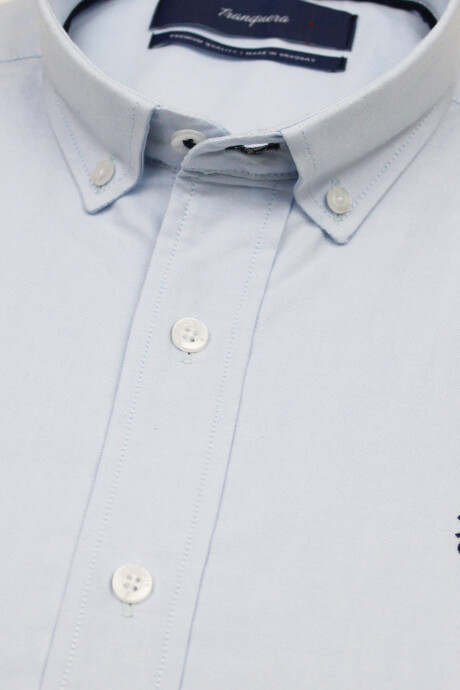 Camisa de Hombre Premium Lisa Celeste