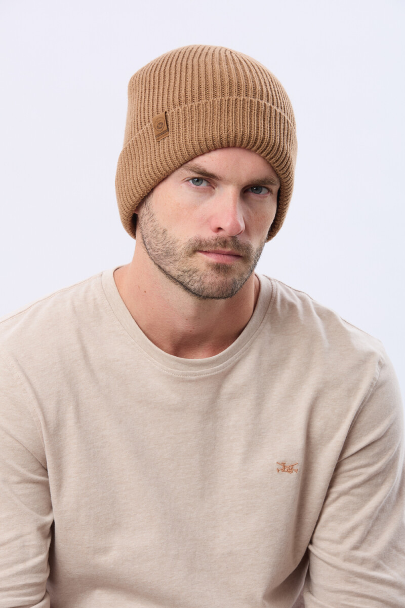 GORRO TEJIDO - Beige 