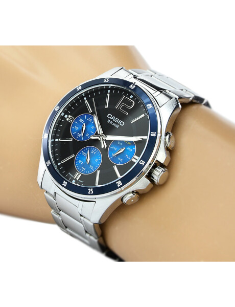 Reloj análogo Casio en acero Azul