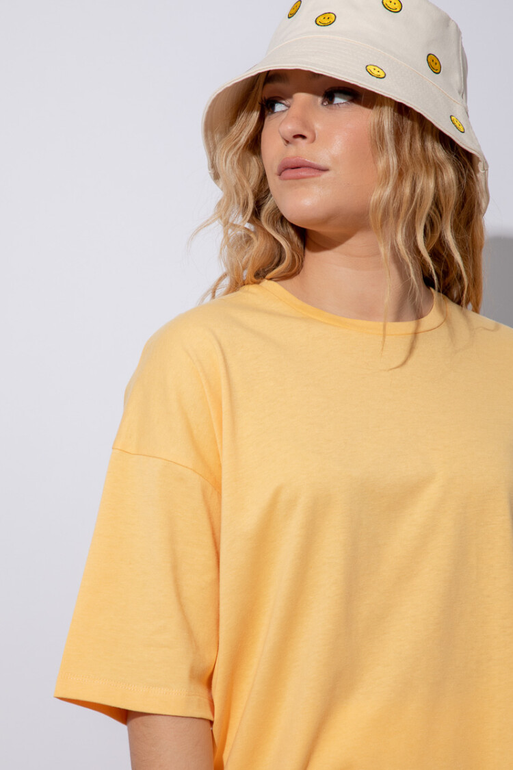 REMERA LETITI Ocre Oro