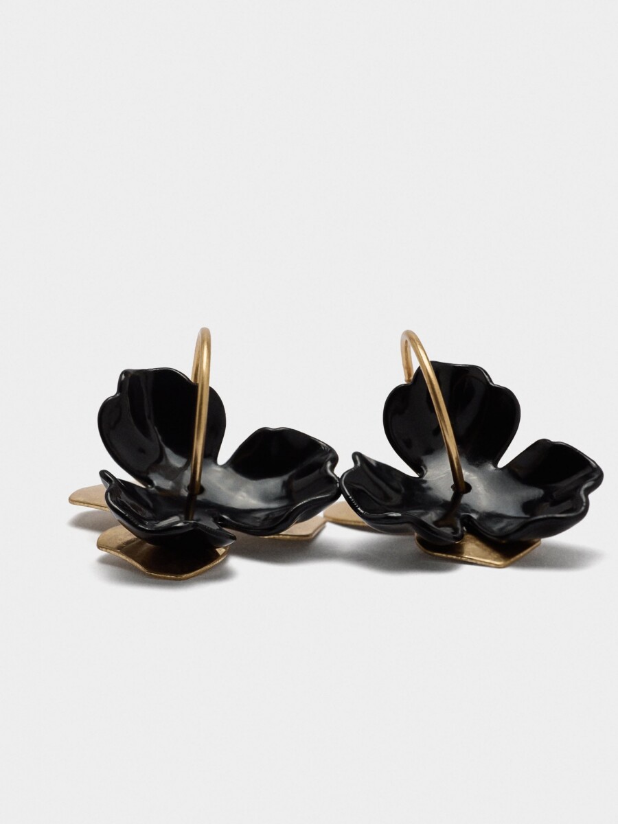 Aros Con Flor De Resina negro