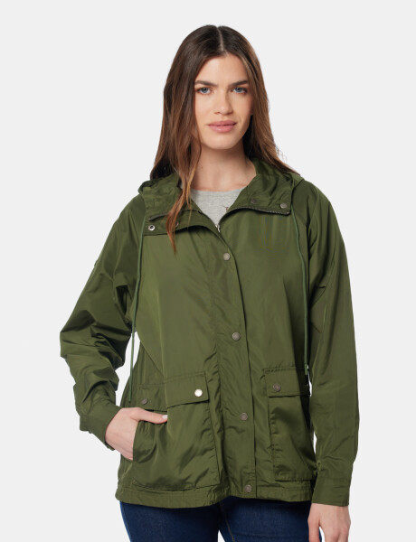 CAMPERA DE NYLON CON CAPUCHA Verde Oscuro