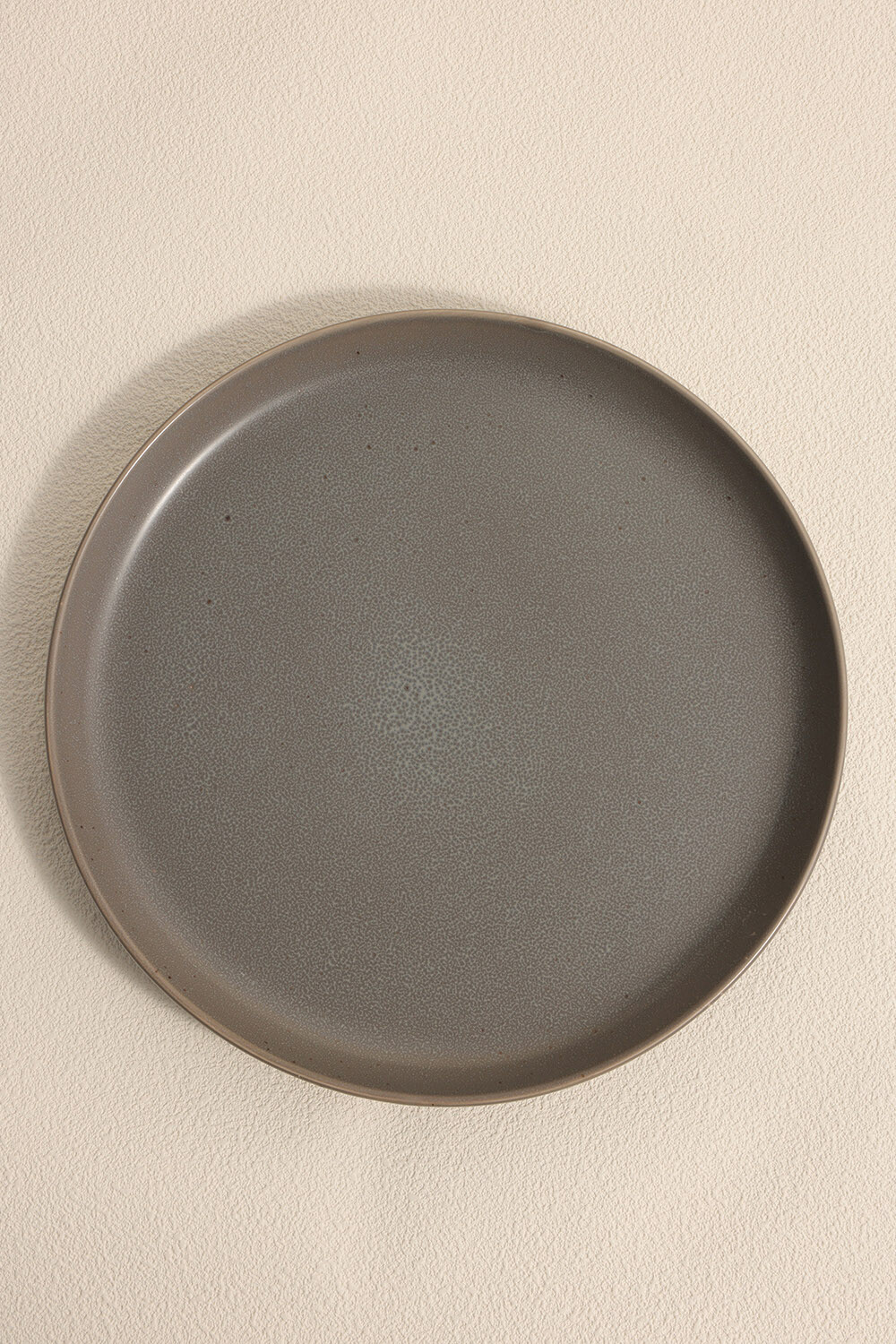 Plato Mesa Dark Grey Color Unico