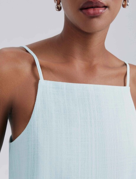 BLUSA SIN MANGAS CELESTE