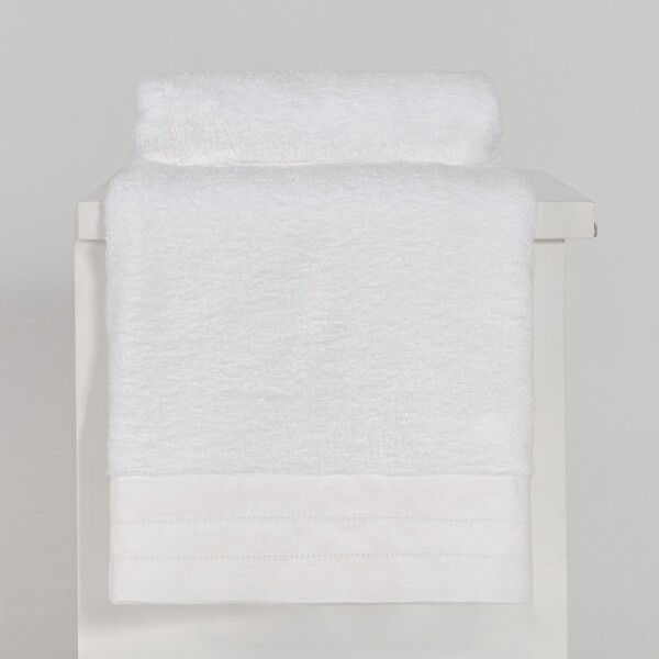 Toalla Finezza Lino Blanco con Blanco Cuerpo