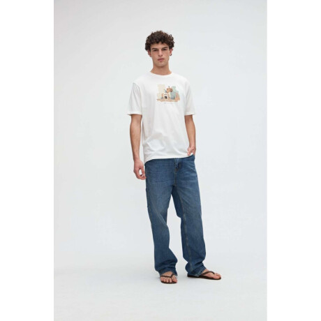 Remera Hess Off white