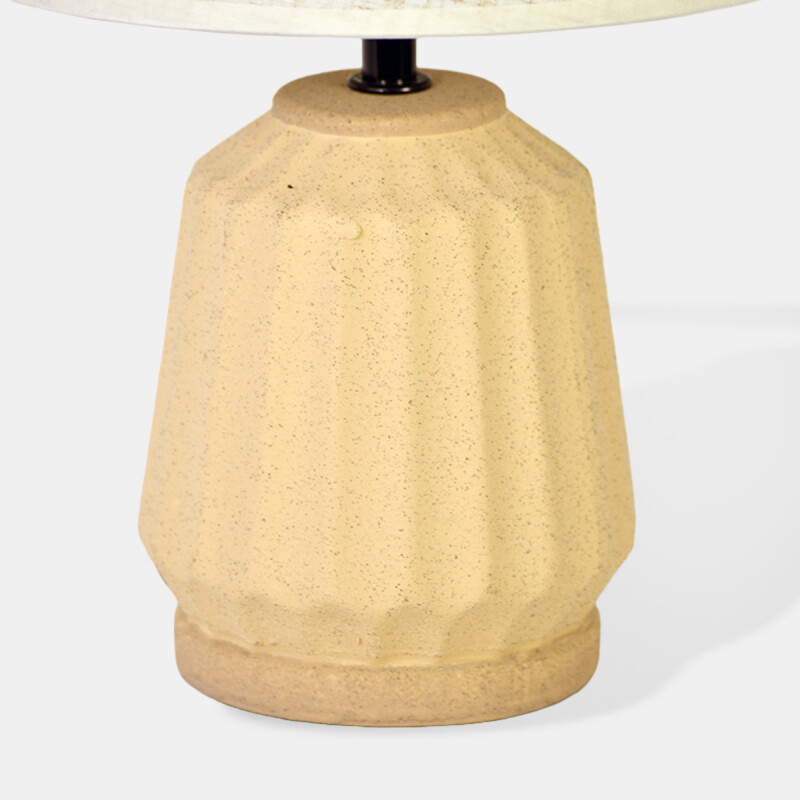 LAMPARA BEIGE C/BASE CERAMICA BEIGE P/MESA 31X20CM Unica