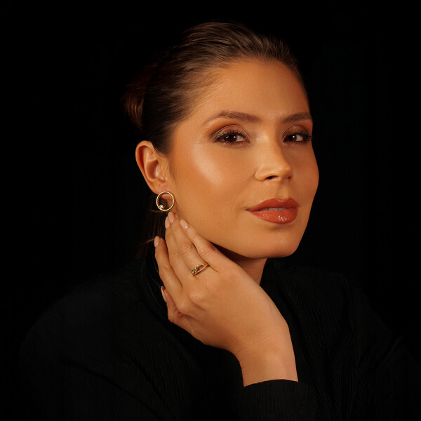 Caravanas Collete de oro amarillo 18k con brillantes Caravanas Collete de oro amarillo 18k con brillantes