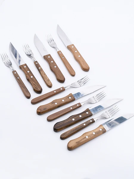 CUCHILLOS Y TENEDORES DE MADERA SET X 12 MARRON