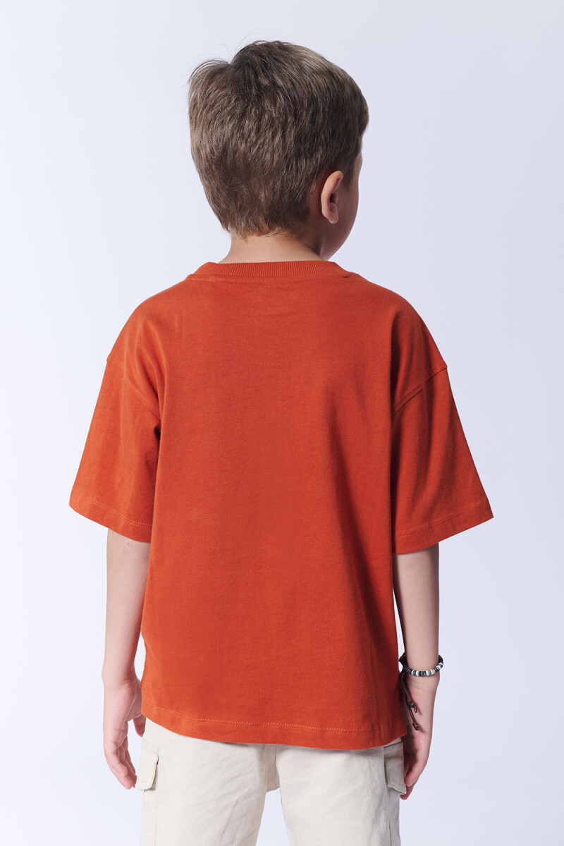 Remera Oversize Bolsillo Rojo