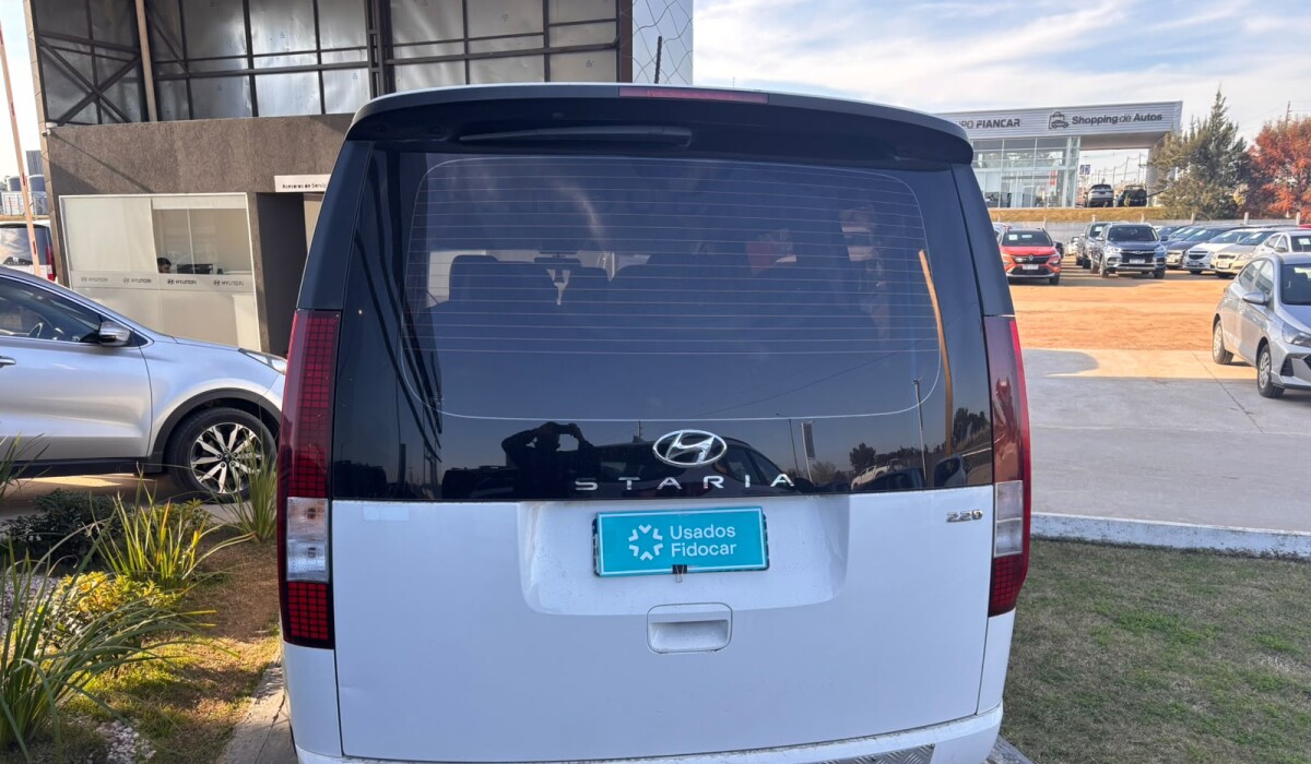 Hyundai H1 Staria 2.2 Diesel Minibus 10plz - 2023 Hyundai H1 Staria 2.2 Diesel Minibus 10plz - 2023