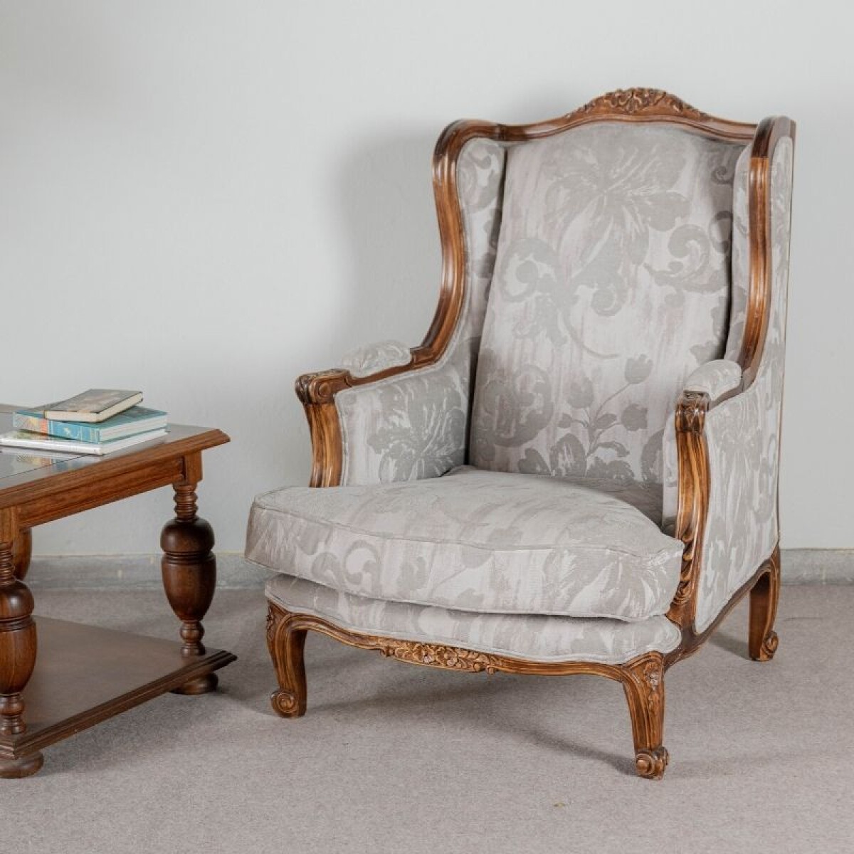 Butaca Bergere Esculturada 