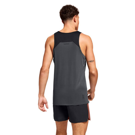 Remera Performance Tank de Hombre negro