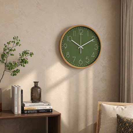 Reloj de Pared Decorativo Minimalista Verde Oliva con Marco Símil Madera - Ø 34 cm Reloj de Pared Decorativo Minimalista Verde Oliva con Marco Símil Madera - Ø 34 cm