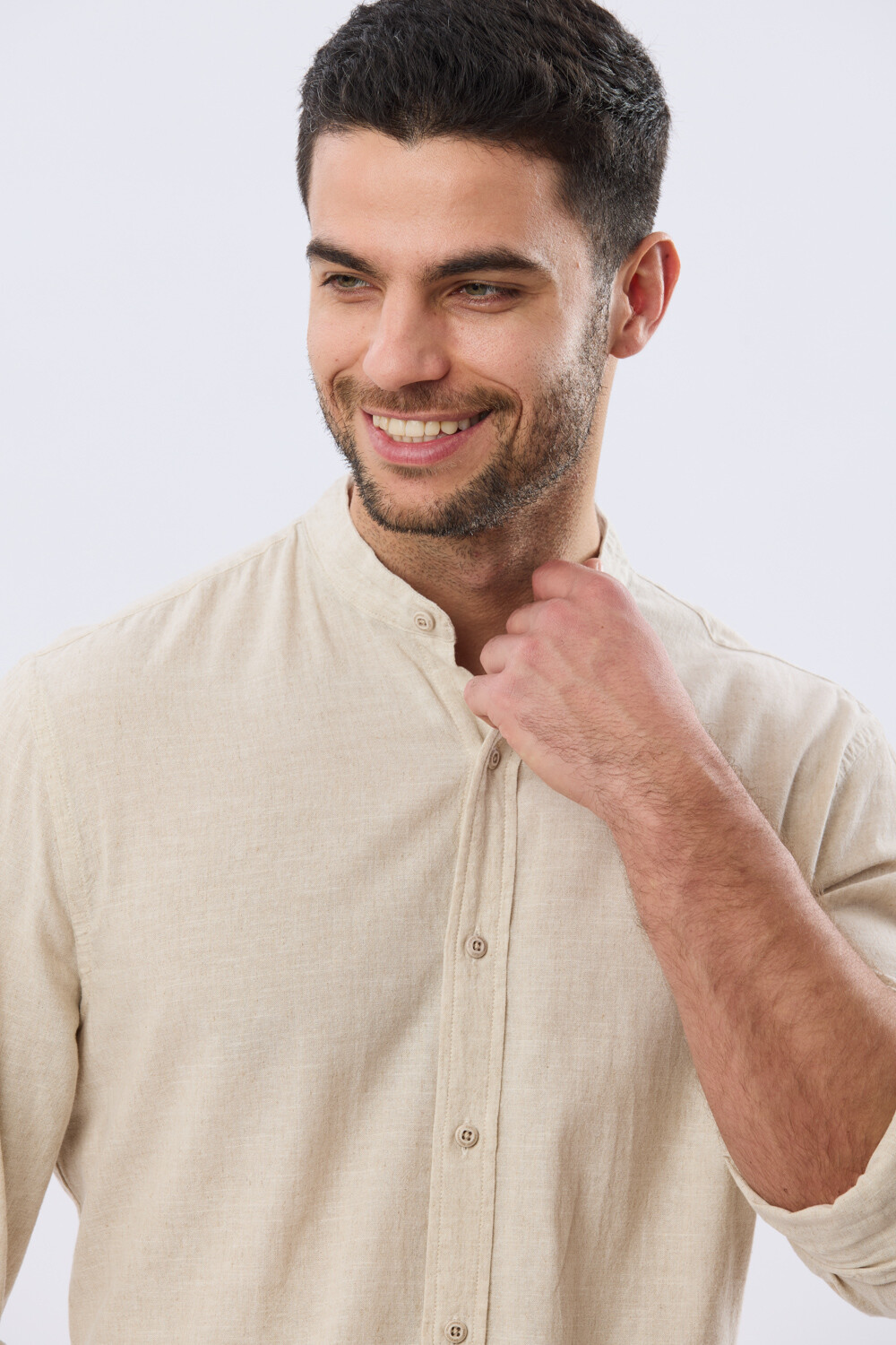 CAMISA LISA DE LINO CUELLO MAO Arena