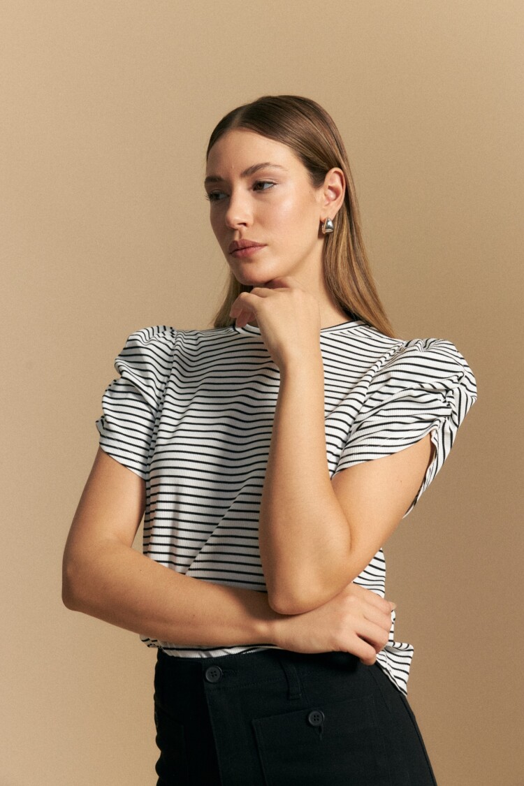 REMERA STRASBOURG Crudo