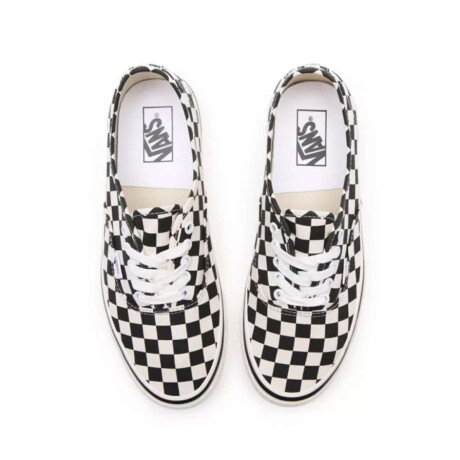Championes Vans Authentic 44DX Diseño a cuadros