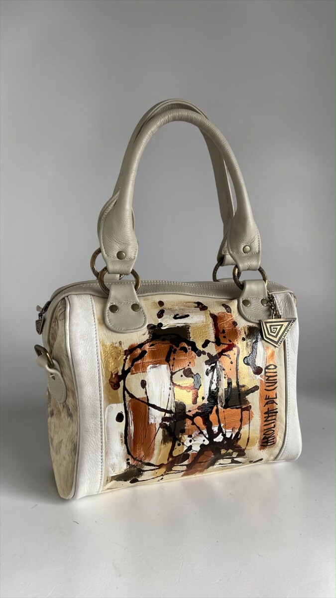 Bolso Kanda Off White Con Pelo Y Arte Pintado A Mano 