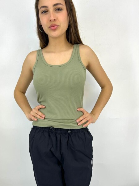 MUSCULOSA SLOWLY 1084 VERDE