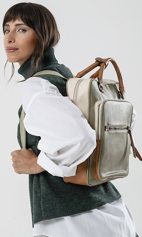 MOCHILA CARACAS LAUREL ARENA Y SUELA