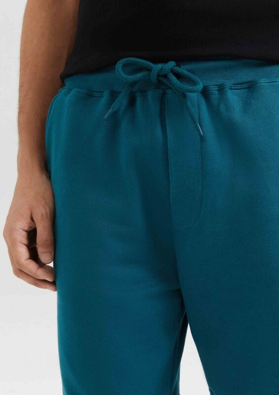 BERMUDA MASC VERDE OSCURO