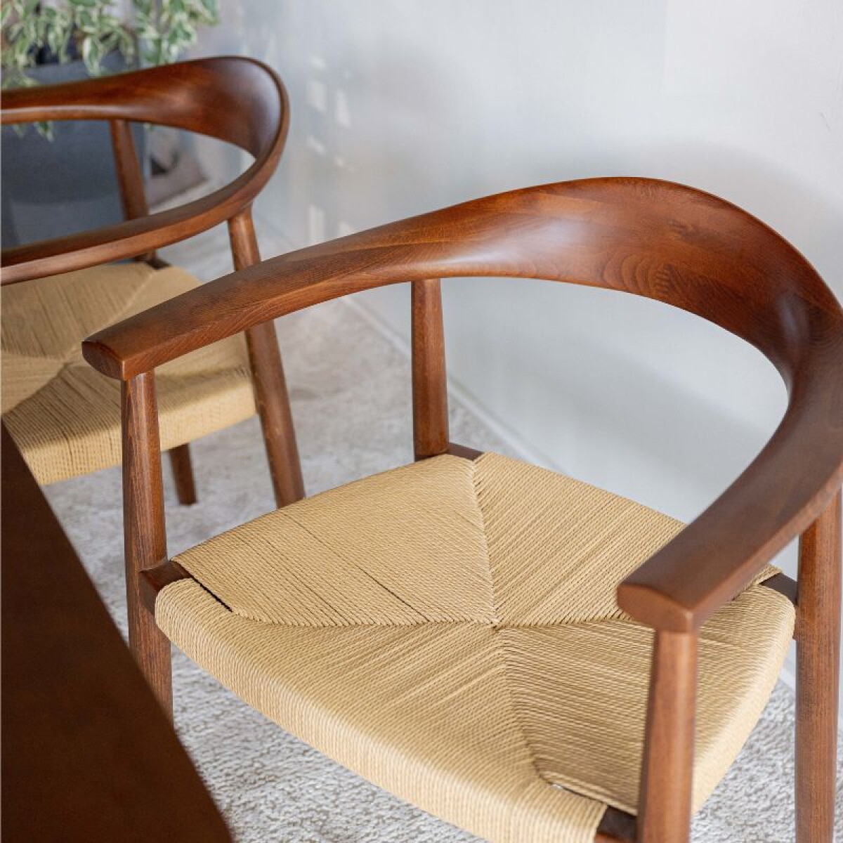 Silla Fabiola / Madera y Fibra 