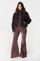 Campera Earth Chocolate/Azul