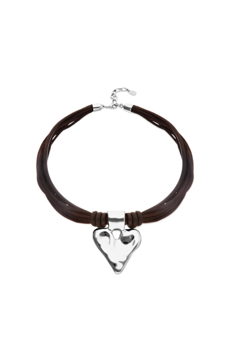 COLLAR MEZCLA DE HILO DE SEDA CON CUERO MARRÓN OSCURO Y DETALLE DE CORAZÓN BAÑADO EN PLATA DE LEY - Colgante 