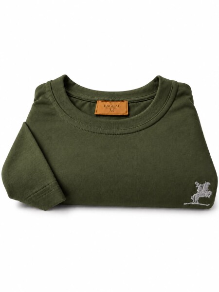Remera tipo Hering Verde oliva