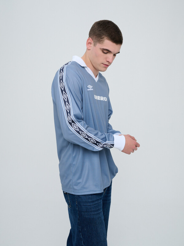REMERA MANGA LARGA TAPED Umbro Hombre 007
