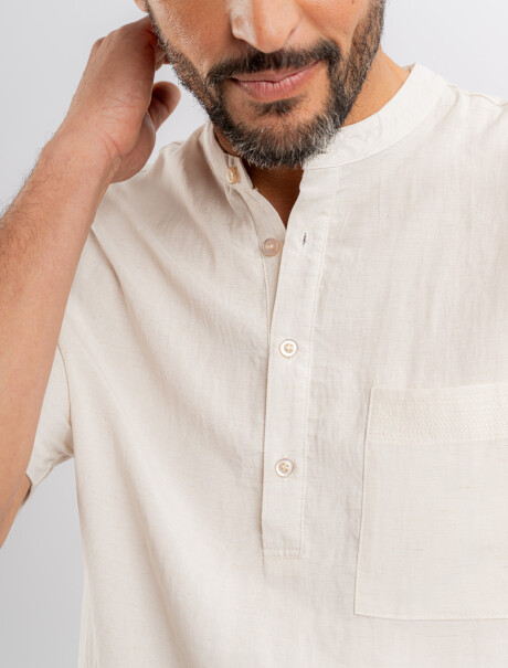 Camisa m/c cuello mao blanco