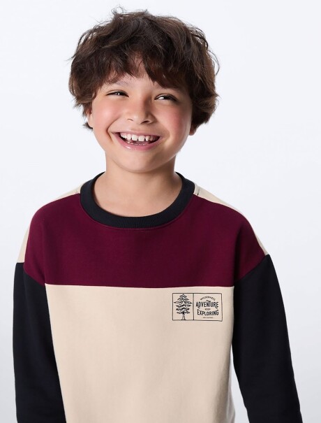 CONJUNTO INFANTIL CON ESTAMPA NEGRO