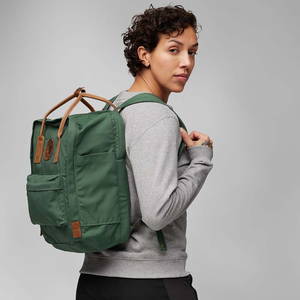 Mochila Fjallraven Kanken No. 2 Laptop 15 Unisex Black