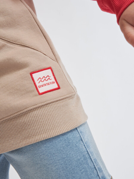 Chaqueta deportiva liviana con capucha Rojo