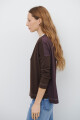 REMERA NECK MARRON
