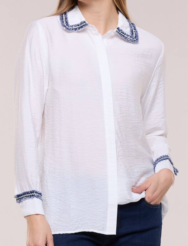 Camisa Con Bordado Desflecado CRUDO
