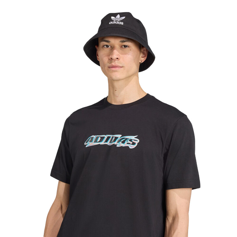 Remera Adidas Graphic Lo - Negro Remera Adidas Graphic Lo - Negro