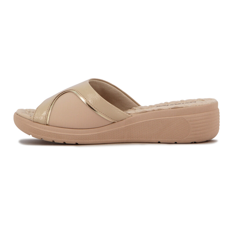 Sandalia Mujer Comfortflex Taco Corrido Almendra