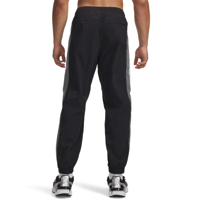 UA Icon Wvn Track Jogger-GRN BLK-001