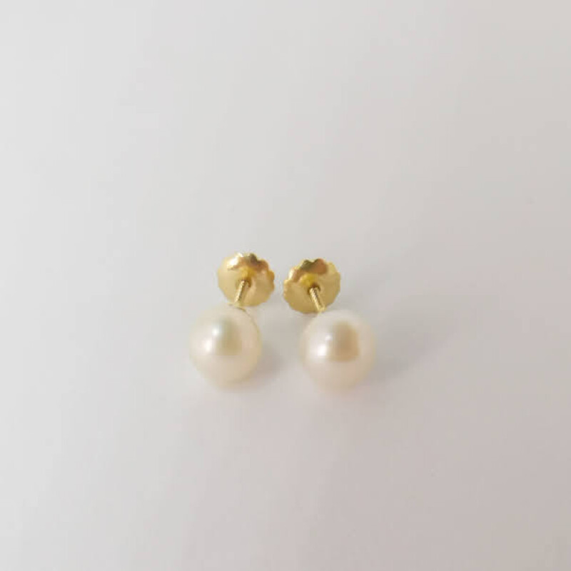 Caravanas de perlas de cultivo 7.5 mm y oro 18kilates. Caravanas de perlas de cultivo 7.5 mm y oro 18kilates.