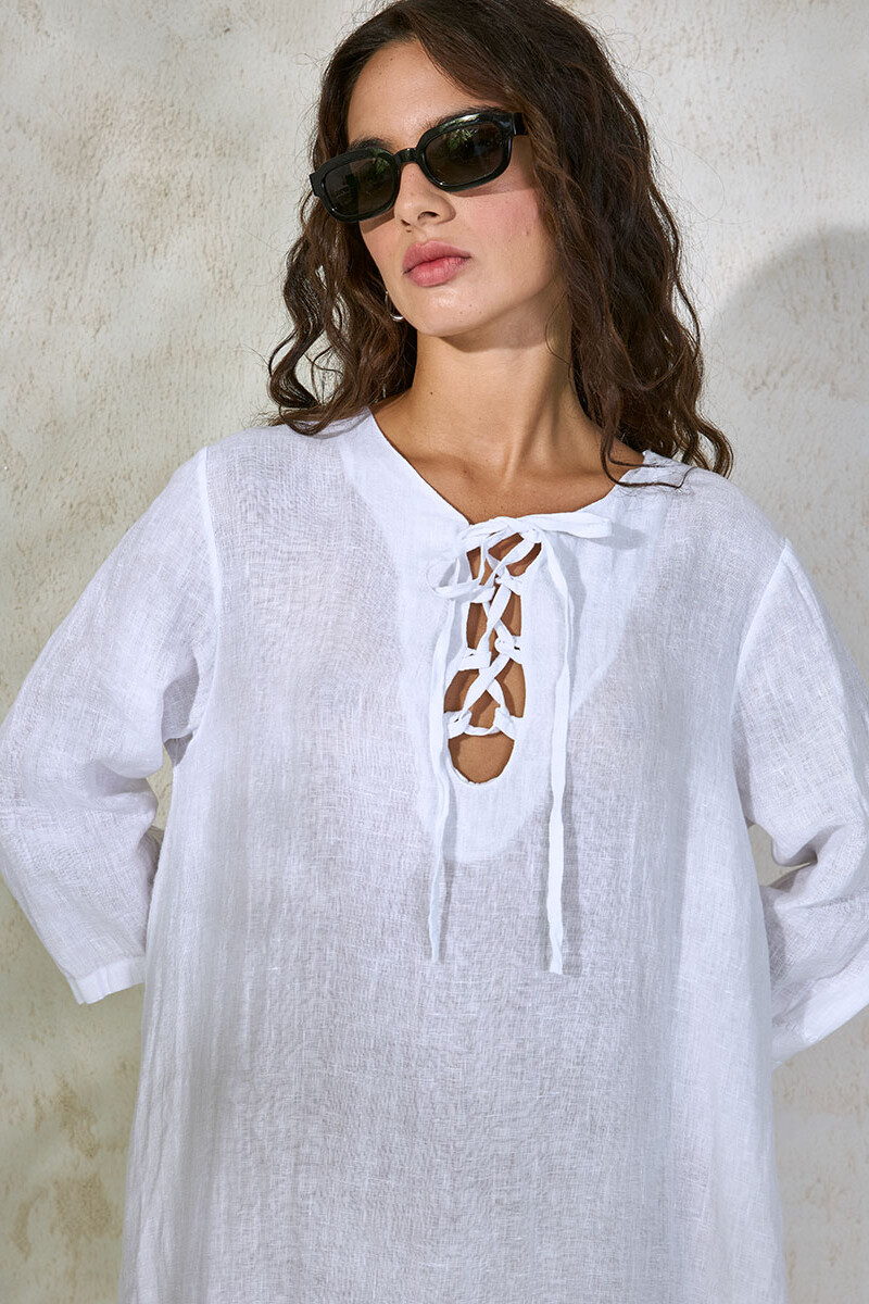 Clau Off White