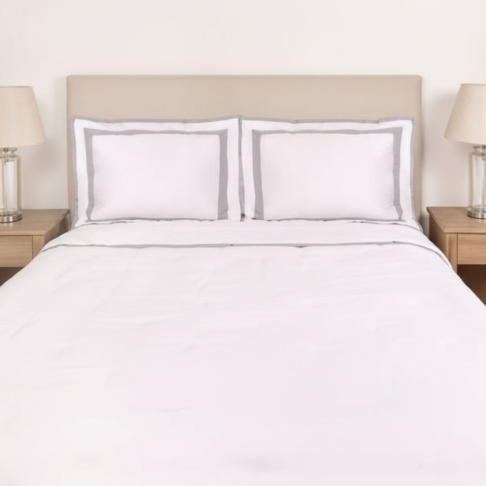 Acolchado Queen 290x250 Finezza 400 hilos - Pilar Blanco y Gris