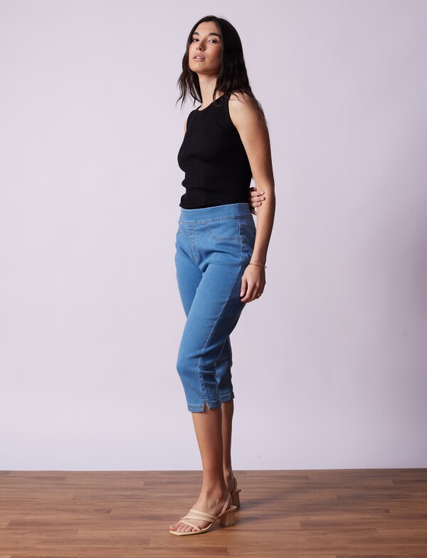 Capri Jean JEAN CLARO